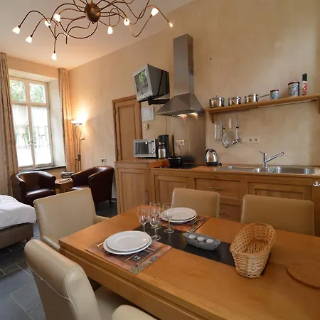Holiday home Cozy In A 16th Century Castle, Cleaning Included