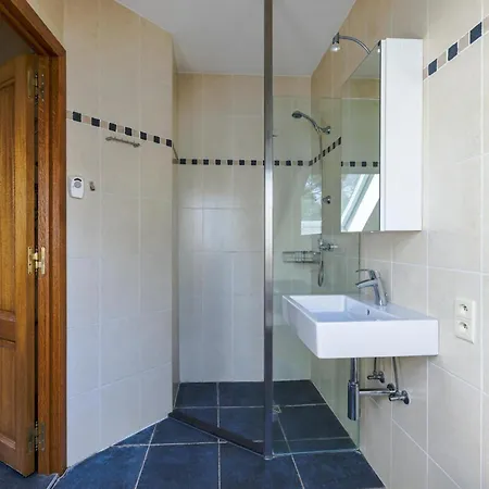 Cozy In A 16th Century Castle, Cleaning Included Holiday home Aywaille